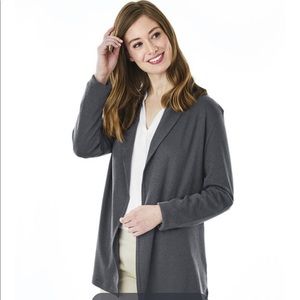 Woman’s Cardigan Wrap